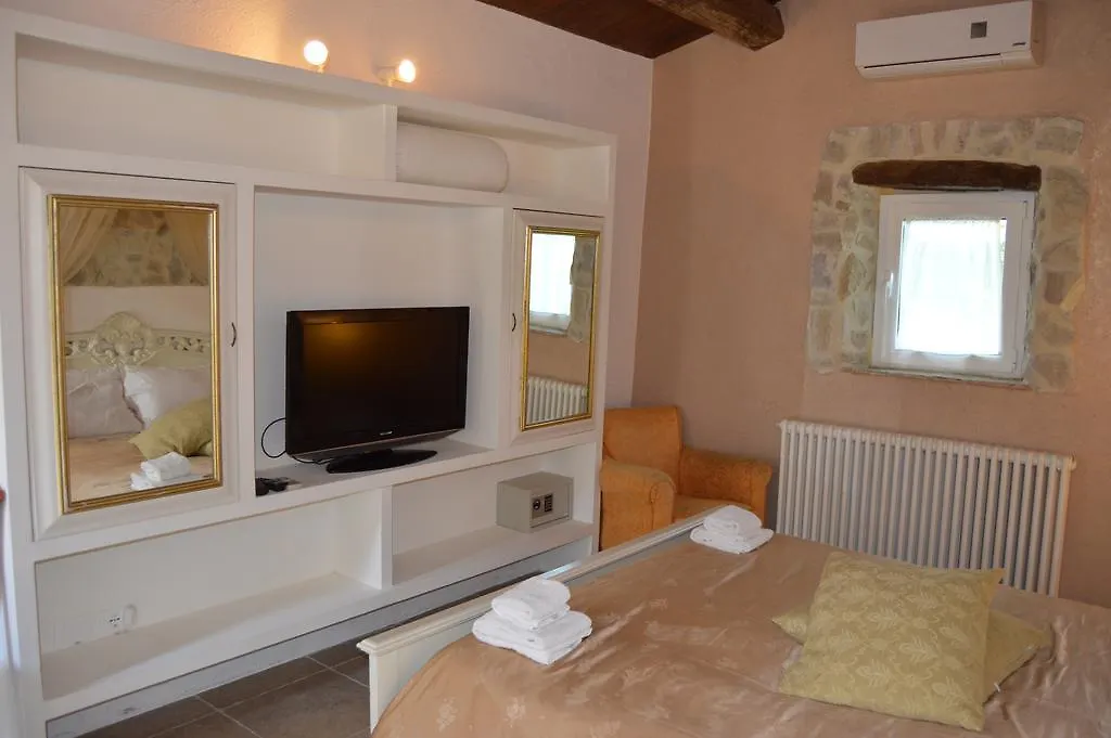 Villa Tamara Country & Spa Suites Montefiore Conca Италия