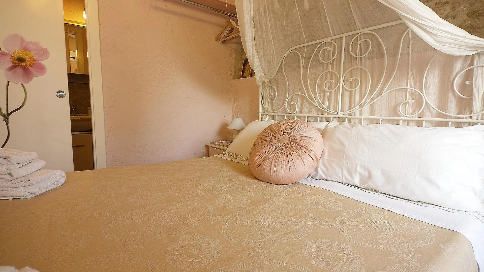 *** Bed & Breakfast Villa Tamara Country & Spa Suites Montefiore Conca Italien