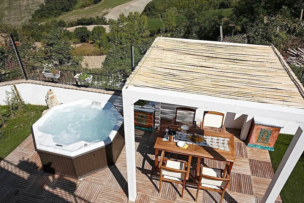 Villa Tamara Country & Spa Suites Montefiore Conca Bed & Breakfast